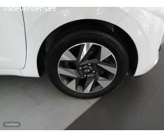 Hyundai i10 1.0 MPI Klass de 2024 con 10.556 Km por 13.500 EUR. en Madrid