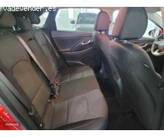 Hyundai i30 1.0 TGDI Tecno 48V 120 de 2020 con 78.000 Km por 17.990 EUR. en Madrid