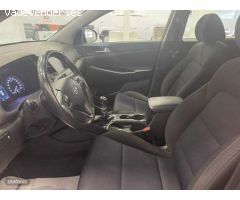 Hyundai Tucson Tucson 1.7CRDI BD Klass Nav 4x2 de 2017 con 80.000 Km por 17.900 EUR. en Madrid