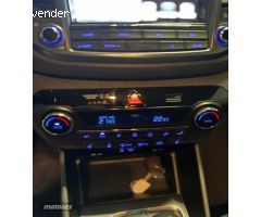 Hyundai Tucson Tucson 1.7CRDI BD Kosmo 4x2 de 2017 con 126.200 Km por 16.990 EUR. en Madrid
