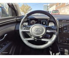 Hyundai Tucson 1.6 TGDI Maxx 4x2 de 2021 con 48.000 Km por 21.900 EUR. en Madrid