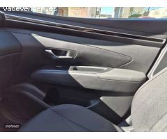 Hyundai Tucson 1.6 TGDI Maxx 4x2 de 2022 con 20.000 Km por 23.000 EUR. en Madrid