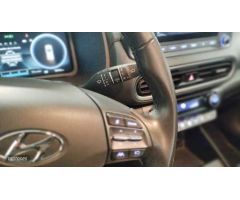 Hyundai Kona 1.0 TGDI 48V Maxx 4x2 de 2021 con 72.000 Km por 18.500 EUR. en Madrid