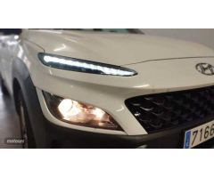 Hyundai Kona 1.0 TGDI 48V Maxx 4x2 de 2021 con 72.000 Km por 18.500 EUR. en Madrid