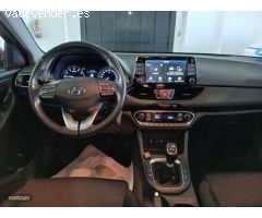 Hyundai i30 1.0 TGDI Klass 120 de 2019 con 89.000 Km por 13.500 EUR. en Madrid