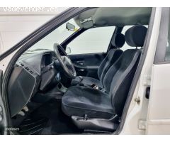 Peugeot 306 Break familiar ranchera 1.9d de 2002 con 200.000 Km por 1.700 EUR. en Sevilla