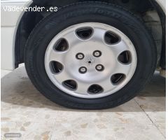 Peugeot 306 Break familiar ranchera 1.9d de 2002 con 200.000 Km por 1.700 EUR. en Sevilla