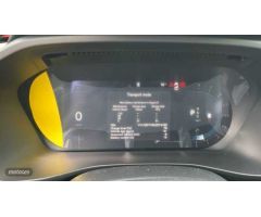 Volvo XC40 2.0 B3 ESSENTIAL AUTO 5P de 2025 con 1 Km por 37.600 EUR. en Vizcaya