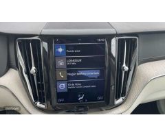 Volvo XC 60 2.0 D B4 INSCRIPTION AUTO 197 5P de 2021 con 46.812 Km por 37.500 EUR. en Madrid