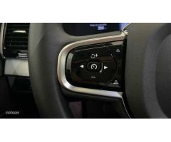 Volvo XC 90 XC90 Plus, T8 AWD Hibrido enchufable, Electrico/Gasolina, Bright, 7 Plazas de 2024 con 1