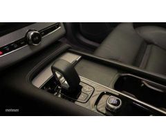 Volvo XC 90 XC90 Recharge Plus, T8 AWD Hibrido enchufable, Electrico/Gasolina, Dark, 7 Plaza de 2024