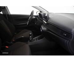 Hyundai Bayon 1.2 MPI Klass de 2024 con 11.490 Km por 19.500 EUR. en Madrid