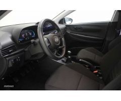 Hyundai Bayon 1.2 MPI Klass de 2024 con 11.490 Km por 19.500 EUR. en Madrid
