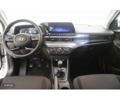 Hyundai Bayon 1.2 MPI Klass de 2024 con 11.490 Km por 19.500 EUR. en Madrid