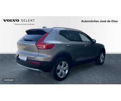 Volvo XC40 1.5 T2 MOMENTUM PRO AUTO 129 5P de 2021 con 46.081 Km por 28.700 EUR. en Zamora