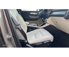Volvo XC40 1.5 T2 MOMENTUM PRO AUTO 129 5P de 2021 con 46.081 Km por 28.700 EUR. en Zamora