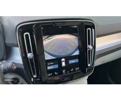Volvo XC40 1.5 T2 MOMENTUM PRO AUTO 129 5P de 2021 con 46.081 Km por 28.700 EUR. en Zamora