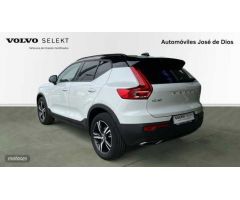 Volvo XC40 2.0 D3 R-DESIGN AUTO 150 5P de 2020 con 75.089 Km por 31.900 EUR. en Zamora