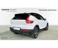 Volvo XC40 2.0 D3 R-DESIGN AUTO 150 5P de 2020 con 75.089 Km por 31.900 EUR. en Zamora