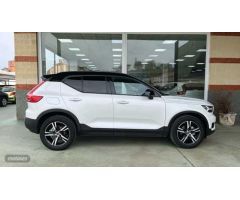 Volvo XC40 2.0 D3 R-DESIGN AUTO 150 5P de 2020 con 75.089 Km por 31.900 EUR. en Zamora