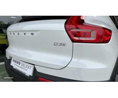 Volvo XC40 2.0 D3 R-DESIGN AUTO 150 5P de 2020 con 75.089 Km por 31.900 EUR. en Zamora