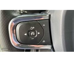 Volvo XC40 2.0 D3 R-DESIGN AUTO 150 5P de 2020 con 75.089 Km por 31.900 EUR. en Zamora