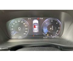 Volvo XC40 2.0 D3 R-DESIGN AUTO 150 5P de 2020 con 75.089 Km por 31.900 EUR. en Zamora