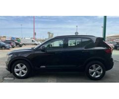 Volvo XC40 2.0 D3 AUTO 150 5P de 2020 con 126.733 Km por 25.500 EUR. en Zamora