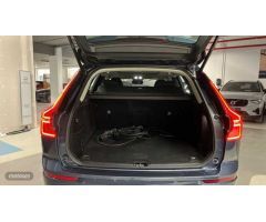 Volvo XC 60 2.0 T6 RECHARGE CORE AUTO 4WD 350 5P de 2024 con 13.300 Km por 45.900 EUR. en Valencia