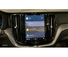 Volvo XC 60 2.0 T6 RECHARGE CORE AUTO 4WD 350 5P de 2024 con 13.300 Km por 45.900 EUR. en Valencia