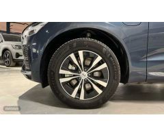Volvo XC 60 2.0 T6 RECHARGE CORE AUTO 4WD 350 5P de 2024 con 13.300 Km por 45.900 EUR. en Valencia