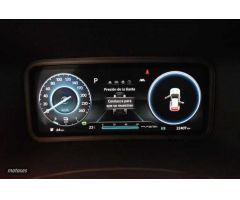Hyundai Kona Electric Maxx 100kW de 2023 con 22.402 Km por 22.900 EUR. en Girona