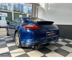 Porsche Panamera 3.6 300 de 2010 con 105.000 Km por 32.900 EUR. en Navarra