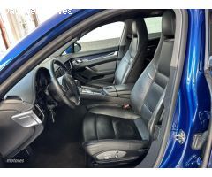 Porsche Panamera 3.6 300 de 2010 con 105.000 Km por 32.900 EUR. en Navarra