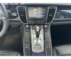 Porsche Panamera 3.6 300 de 2010 con 105.000 Km por 32.900 EUR. en Navarra