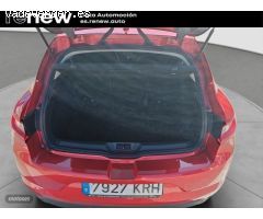 Renault Megane LIMITED TCE 115CV de 2018 con 100.200 Km por 11.490 EUR. en Madrid