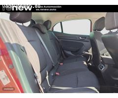 Renault Megane LIMITED TCE 115CV de 2018 con 100.200 Km por 11.490 EUR. en Madrid