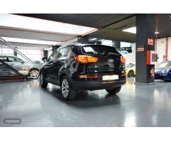 Kia Sportage 1.7 CRDI VGT 115CV x-Tech Eco-Dynam 4x2 de 2016 con 127.000 Km por 12.990 EUR. en Madri