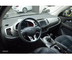 Kia Sportage 1.7 CRDI VGT 115CV x-Tech Eco-Dynam 4x2 de 2016 con 127.000 Km por 12.990 EUR. en Madri