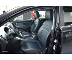 Kia Sportage 1.7 CRDI VGT 115CV x-Tech Eco-Dynam 4x2 de 2016 con 127.000 Km por 12.990 EUR. en Madri
