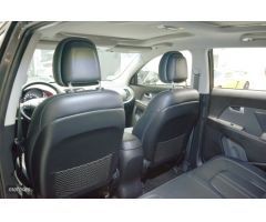 Kia Sportage 1.7 CRDI VGT 115CV x-Tech Eco-Dynam 4x2 de 2016 con 127.000 Km por 12.990 EUR. en Madri