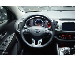 Kia Sportage 1.7 CRDI VGT 115CV x-Tech Eco-Dynam 4x2 de 2016 con 127.000 Km por 12.990 EUR. en Madri