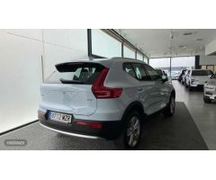 Volvo XC40 2.0 B3 CORE AUTO 163 5P de 2025 con 10 Km por 38.900 EUR. en Cadiz