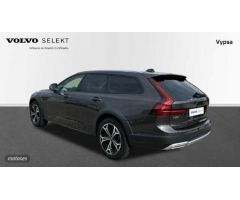 Volvo V 90 V90 Cross Country Pro, B4 AWD mild hybrid (diesel) de 2021 con 96.001 Km por 39.000 EUR.