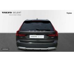 Volvo V 90 V90 Cross Country Pro, B4 AWD mild hybrid (diesel) de 2021 con 96.001 Km por 39.000 EUR.