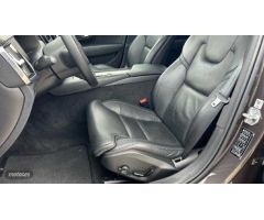Volvo V 90 V90 Cross Country Pro, B4 AWD mild hybrid (diesel) de 2021 con 96.001 Km por 39.000 EUR.