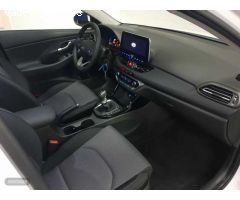Hyundai i30 1.5 DPI Klass 96 de 2024 con 6 Km por 22.200 EUR. en Granada