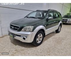 Kia Sorento 2.5 crdi ex de 2006 con 200.000 Km por 4.200 EUR. en Sevilla