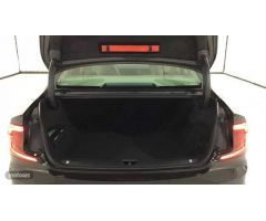 Volvo S 90 Inscription, B5 AWD mild hybrid (diesel) de 2022 con 33.000 Km por 43.900 EUR. en Burgos