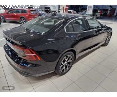 Volvo S60 S60 Core, B4 Mild Hybrid, Gasolina de 2024 con 15.760 Km por 35.900 EUR. en Navarra